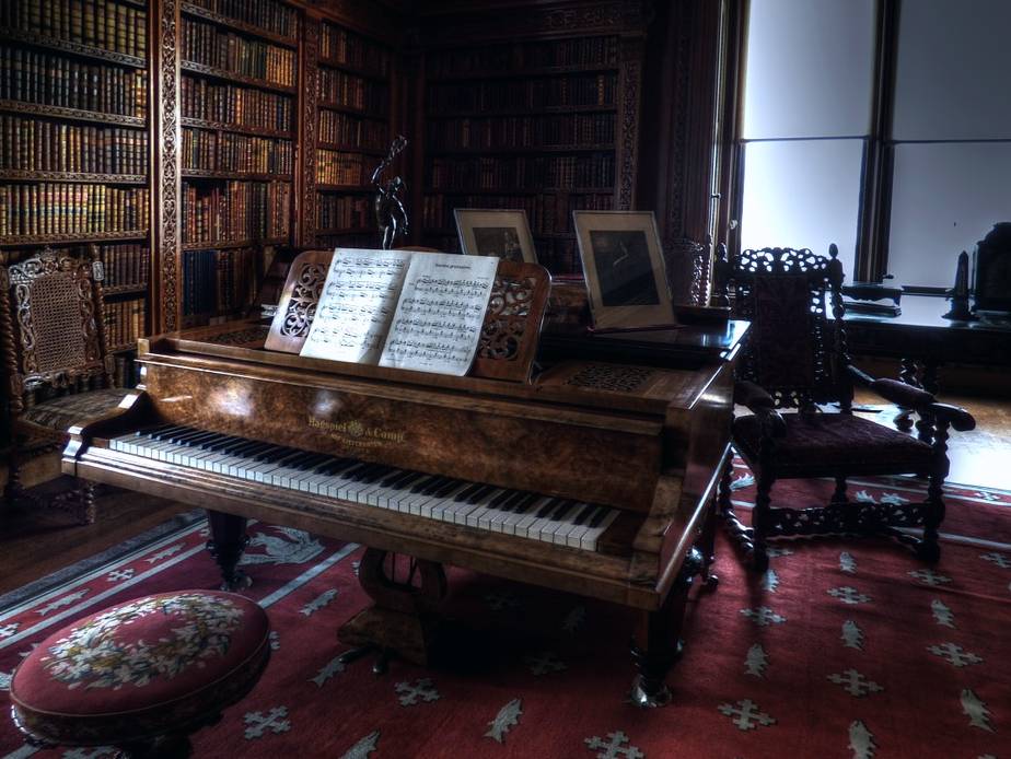 Piano in the library